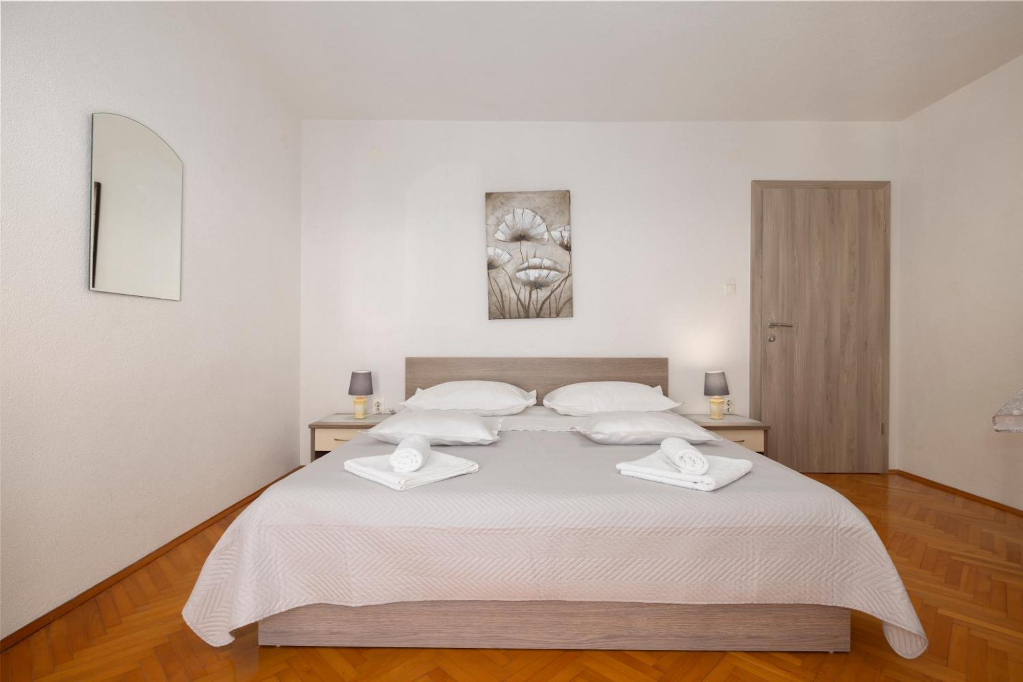 Apartmani Marta Tučepi Kültér fotó
